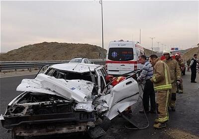 5 کشته و زخمی نتیجه بی‌احتیاطی راننده پراید در محور مهران - تسنیم