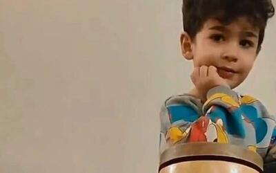 اجرای هنرمندانه و جالب آهنگ محسن چاوشی توسط کودک ۵ساله | رویداد24