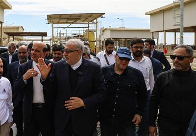 وزیر نفت: مردم منتظر خبرهای خوبی از قراردادهای نفت و گاز باشند/ توسعه میدان‌های مشترک با حضور متخصصان ایرانی - تسنیم