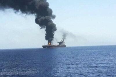 یمنی‌ها با ۳۷ پهپاد ۲ کشتی و ناو آمریکایی را موشکباران کردند