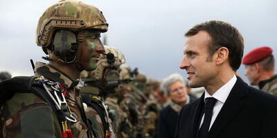 پولیتیکو طرح سربازان فرانسوی را برای جنگ لو داد