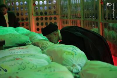 عکس/ حضور رئیس جمهور در معراج شهدای اهواز