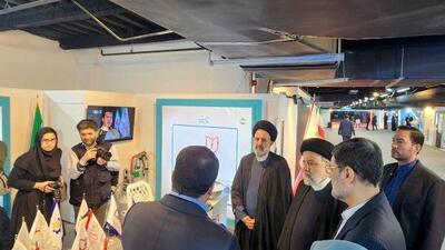 بازدید رئیس جمهور از نمایشگاه عملکرد و دستاوردهای بنیاد شهید