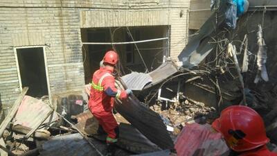 ببینید / اولین تصاویر از انفجار شدید یک خانه ۲ طبقه در خیابان ری