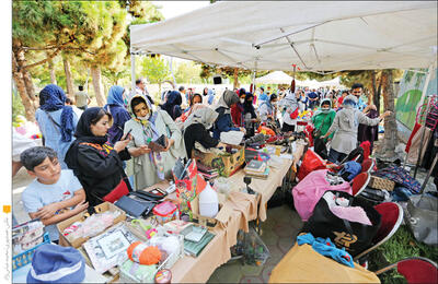 جزئیات فعالیت بازارچه های نوروزی در نقاط مختلف تهران | قانونی از دستفروش ها خرید کنید
