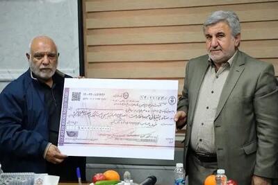 اساتید بسیجی ۱۰ میلیارد ریال به مردم مظلوم غزه کمک کردند