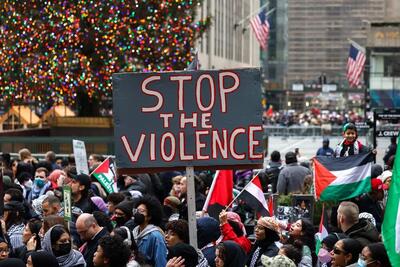 تظاهرات حامیان فلسطین در نیویورک با دستگیری ده‌ها معترض همراه شد
