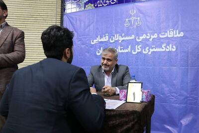 میز خدمت قضایی دادگستری کل استان تهران در مسجد حضرت امیرالمومنین (ع) برگزار شد / بیش از ۱۲۰ دقیقه پاسخگویی به مطالبات حقوقی و قضایی ۱۱۰ نفر از مراجعان