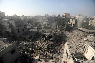 حملات هوایی به نوار غزه ادامه دارد؛ اظهارات نمایشی بایدن