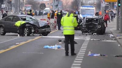 فیلم| حادثه رانندگی در برلین جان مادر و فرزندش را گرفت