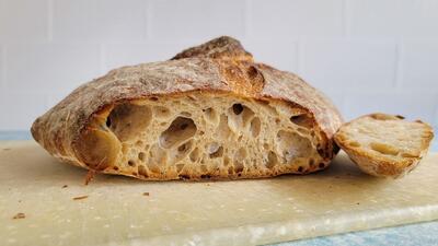 نحوه پخت نان محلی با 500 گرم آرد توسط آشپز آلمانی (فیلم)