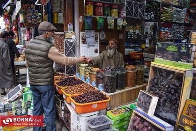 بازار‌های کشمیر رنگ و بوی رمضان گرفت