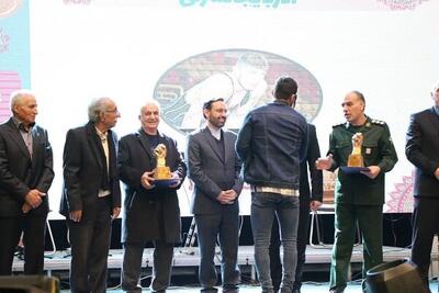 برگزاری آئین تجلیل از قهرمانان ورزش و جوانان آذربایجان شرقی