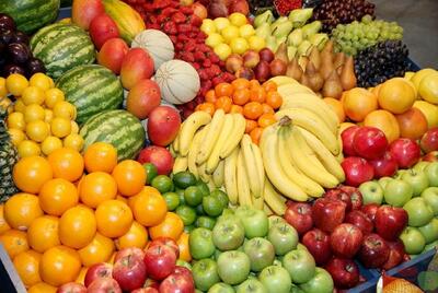 قیمت انواع میوه و صیفی‌جات در بازار امروز ۲۲ اسفند ۱۴۰۲