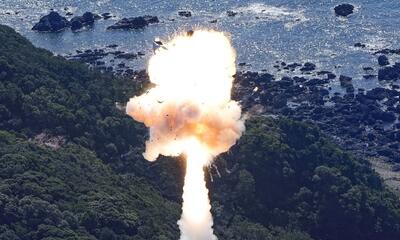 انفجار موشک هنگام پخش زنده تلویزیونی (فیلم)
