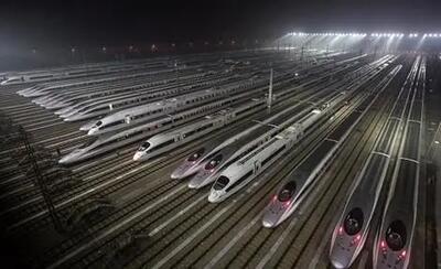 ایستگاه قطار‌ های سریع السیر چین از نمای بالا + فیلم