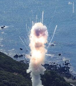 عکس/ انفجار موشک اسپیس وان پس از پرتاب از پایگاه ژاپن