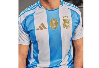 رونمایی از لباس جدید تیم ملی آرژانتین +عکس