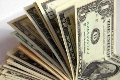 دلار در کف کانال ۵۹ هزار تومانی ایستاد | اقتصاد24