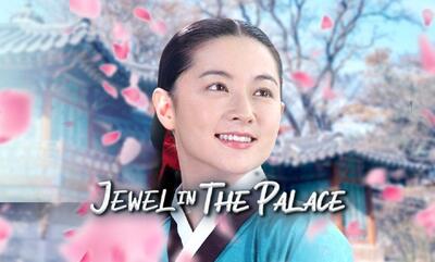 (ویدئو) اجرای زنده تیتراژ سریال جواهری در قصر به صورت کامل برای اولین بار در سئول