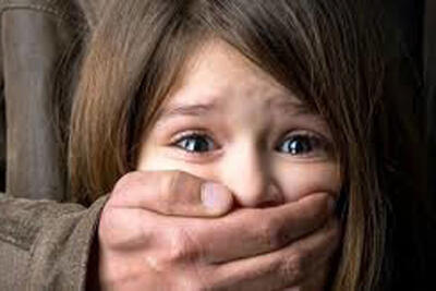 ربودن دختربچه ۵ ساله به جای بدهی پدرش | این زن دروغ می‌گوید!