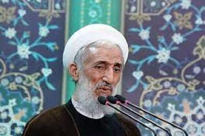 خطیب نماز جمعه تهران: بهره‌وری ۶هزار بنگاه اقتصادی راکد پیروزی است