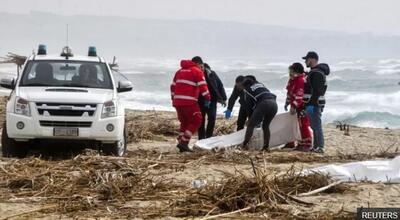 ۲۲ نفر براثر غرق شدن قایق مهاجران در سواحل ترکیه جان باختند