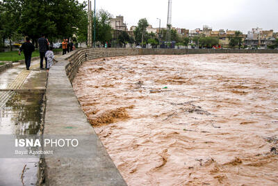 عملیات تنظیف و پاکسازی رودخانه خرم رود خرم‌آباد