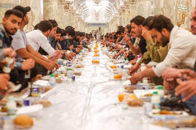 عکس/ ضیافت افطار در نجف اشرف