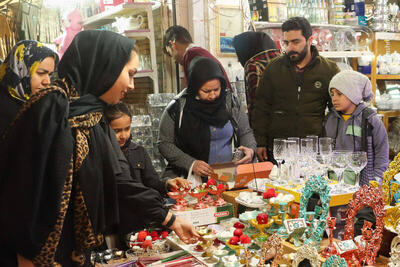 عکس/ حال و هوای بازار شب عید در اصفهان