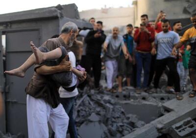 تداوم جنایات رژیم صهیونیستی در نوار غزه/ شهادت دستکم ۳۹ فلسطینی در مرکز نوار غزه + فیلم