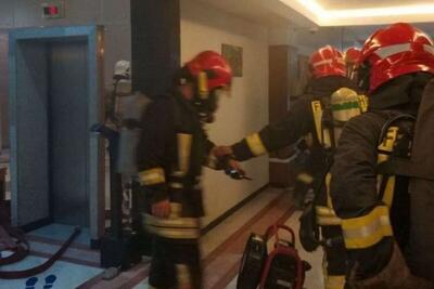 ماجرای آتش‌سوزی هتل معروف تهران؛  مدیران هتل هما با آتش نشانی درگیر شدند | رویداد24