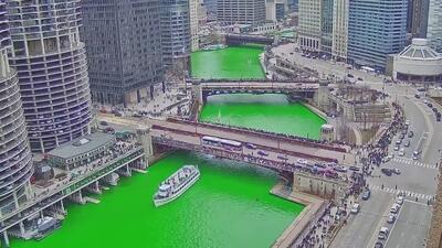 (ویدئو) رنگ سبز رودخانه شیکاگو به مناسبت روز سنت پاتریک