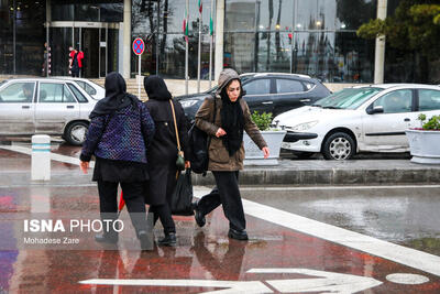 رگبار باران در تهران/ کاهش محسوس دما طی سه شنبه
