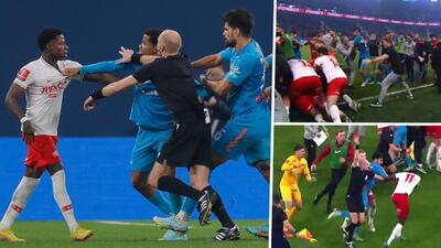 ببینید | دعوای وحشیانه وسط زمین فوتبال در روسیه؛ نمایش شش کارت قرمز پس از نزاع خشونت‌آمیز!