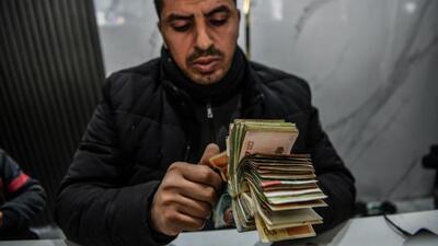 بحران شدید نقدینگی در غزه؛ فلسطینی‌ها پولی برای خرید احتیاجات اساسی خود ندارند | خبرگزاری بین المللی شفقنا