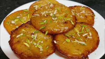 طرز تهیه مالپوآ  کیک نیمرو  توسط آشپز پاکستانی (فیلم)