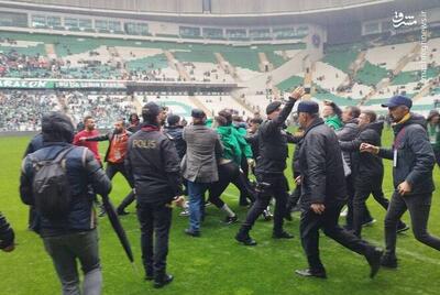 فیلم/ فوتبال ترکیه میدان جنگ شد