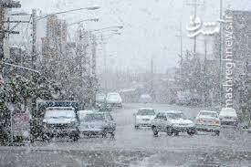 فیلم/ بارش برف در روستای میاب مرند در آستانه بهار