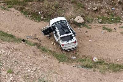 سقوط خودرو به دره در محور مهران به دهلران ۵ مصدوم برجا گذاشت