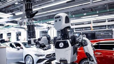 استخدام ربات‌های انسان‌نما در کارخانه بنز