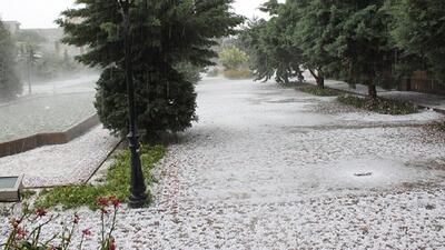 بارش شدید تگرگ در شهرستان اسفراین