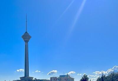عکس| تصویری رویایی از تهران؛ پایتخت پاک و خلوت با آسمانی آبی!
