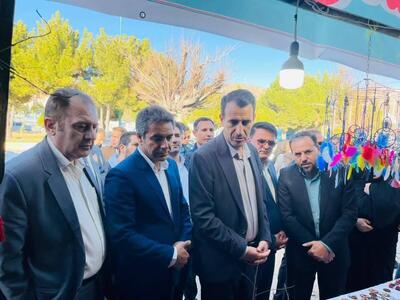 نمایشگاه نوروزی صنایع دستی در ورودی مرکز کهگیلویه و بویراحمد افتتاح شد