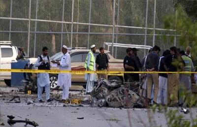 انفجار مهیب خودروی بمب‌گذاری شده در پاکستان + تعداد کشته‌ها و زخمی‌ها