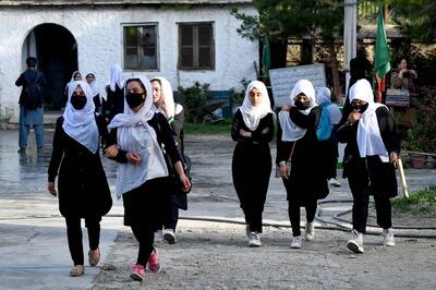 شاهکار جدید طالبان؛ ۱ میلیون دختر از مدرسه بازماندند!