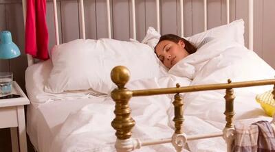 چرا خواب زیاد صبحگاهی مفید نیست؟