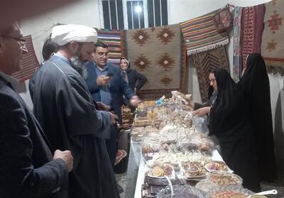 فعالیت نمایشگاه نوروزی صنایع‌دستی در فردوس - تسنیم