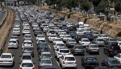 ترافیک سنگین در بخش‌هایی از آزادراه کرج – قزوین و قم – تهران