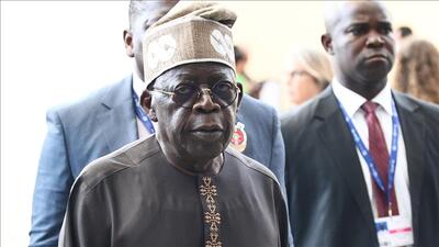 رئیس جمهور نیجریه برای کاهش هزینه ها وزرا را از سفر با بودجه عمومی منع کرد